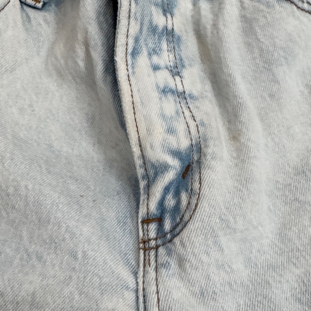 Abercrombie & Fitch Curve Love Acid Wash High-Rise Mom Jeans SZ 2 3/$30 - Picture 11 of 16